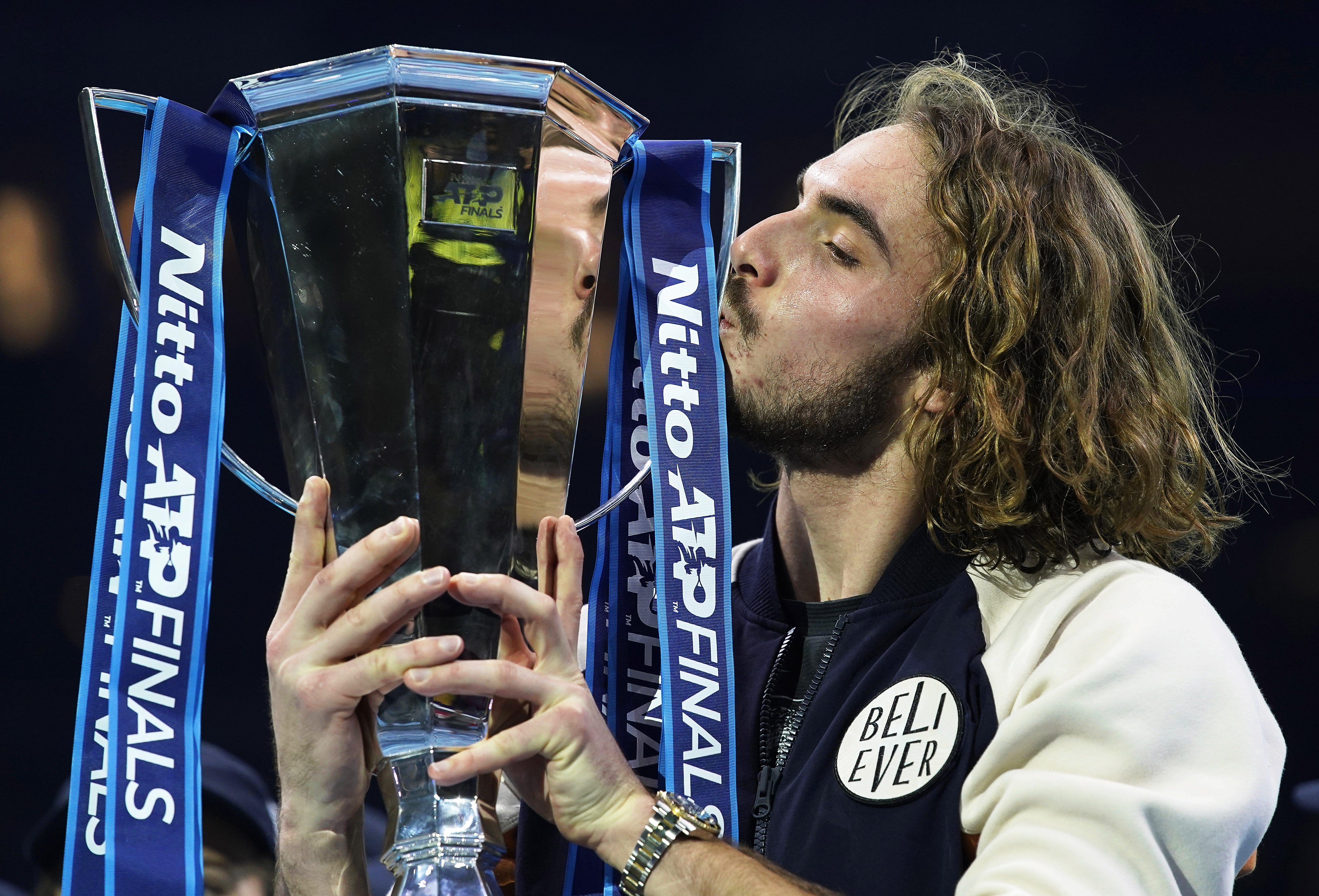 开云平台-年终总决赛碾压法网，西西帕斯统治全场