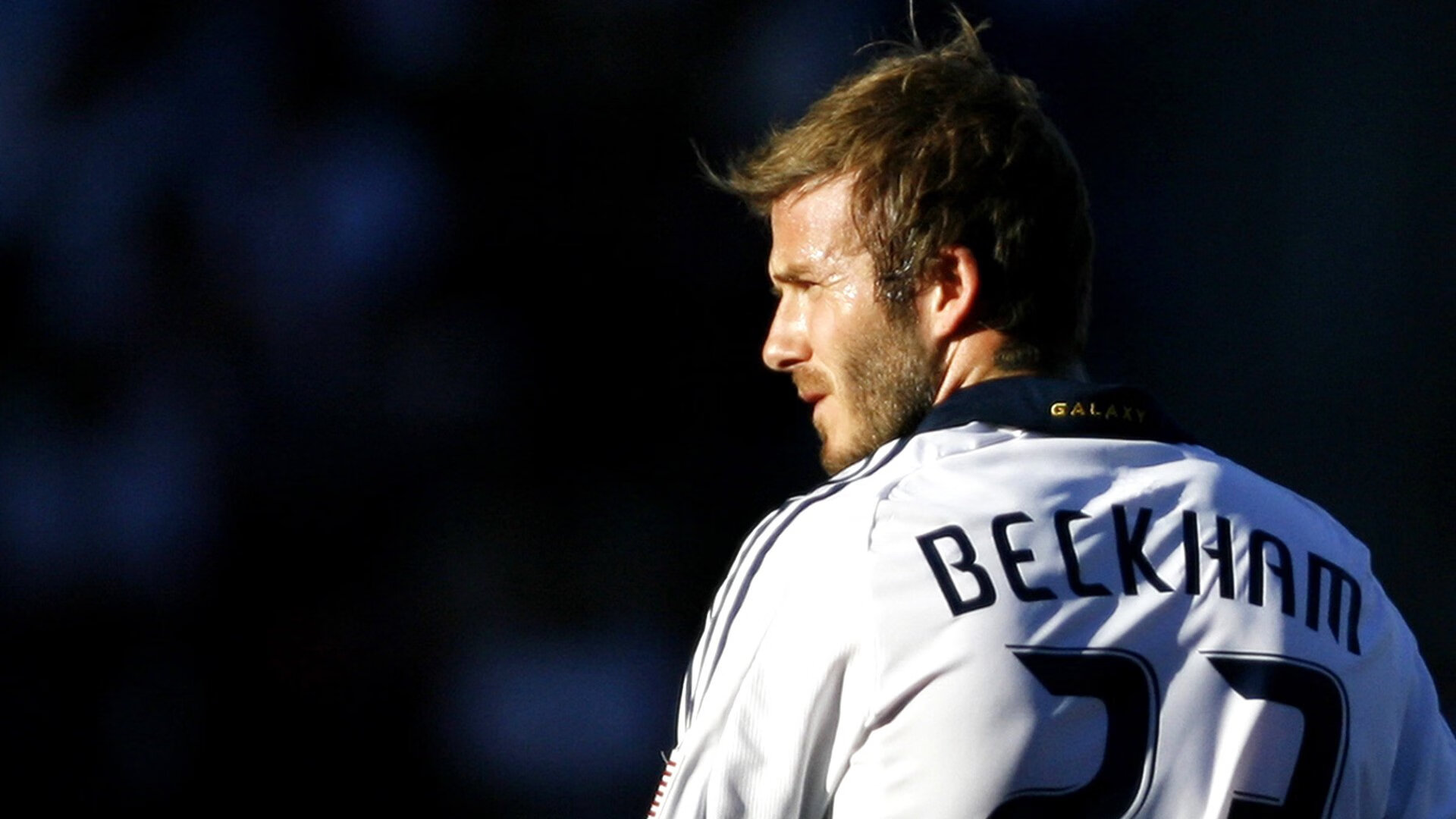 广厦队收割太阳,布克关键回合不手软