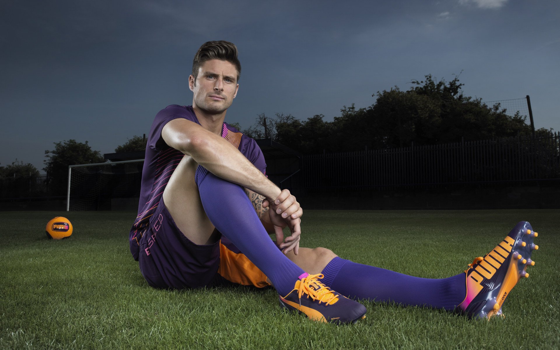 开云官网-逆转与担当，英格兰足球的涅槃与奥恰洛夫式的孤勇